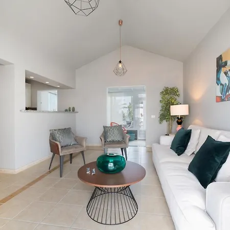 Apartment B2 Casitas De Luz *